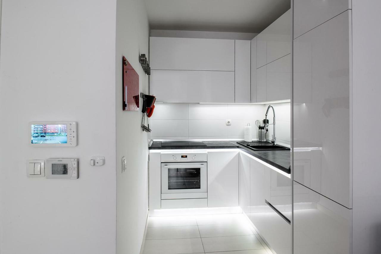 Flexible Selfcheckins 7 - Zagreb - Garage - Electric Vehicle Ccharger - Loggia - New - Luxury - Apartments Repinc 7 Exterior foto